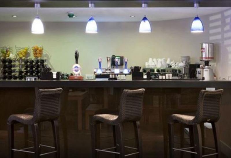 Dolphin House Serviced Apartments