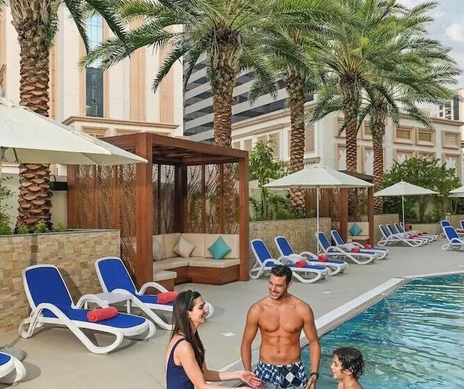 هتل Arabian Park Dubai, An Edge By Rotana