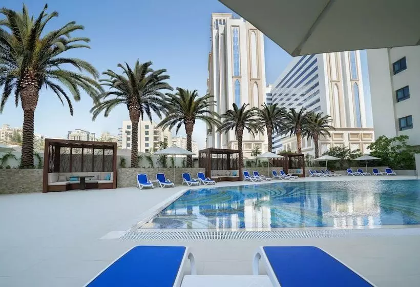 هتل Arabian Park Dubai, An Edge By Rotana