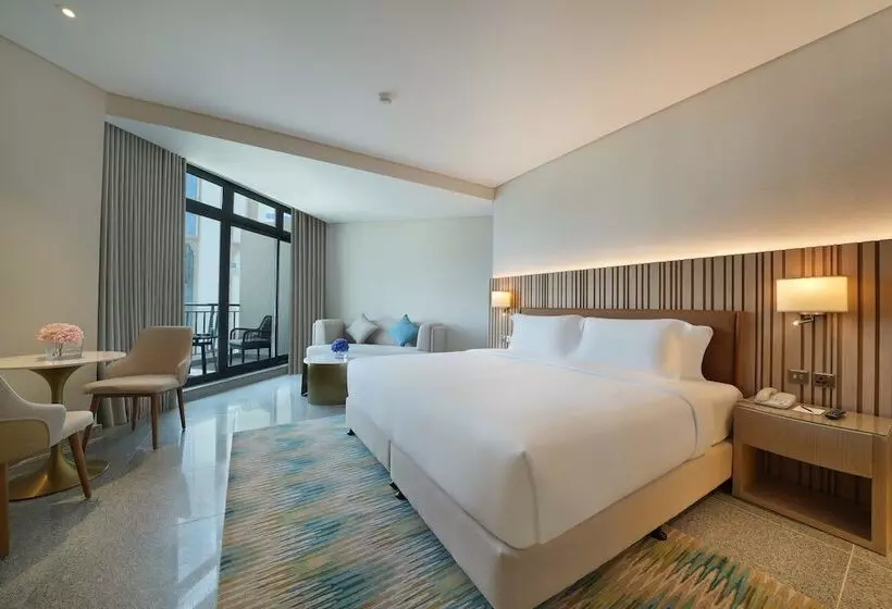 هتل Arabian Park Dubai, An Edge By Rotana