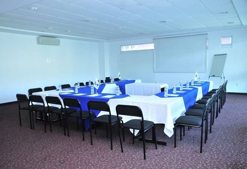 فندق Comfort Inn Morelia