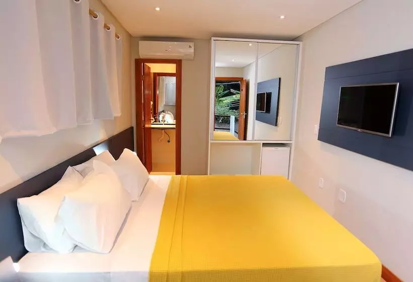 호텔 Flamingo Beach