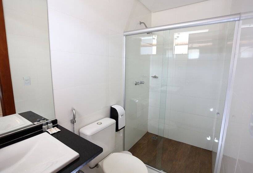 هتل Flamingo Beach