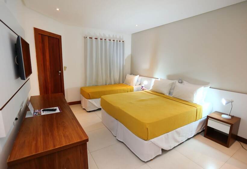 هتل Flamingo Beach