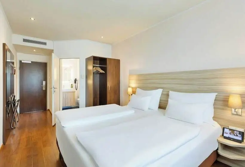 هتل Four Points Flex by Sheraton Salzburg Messe