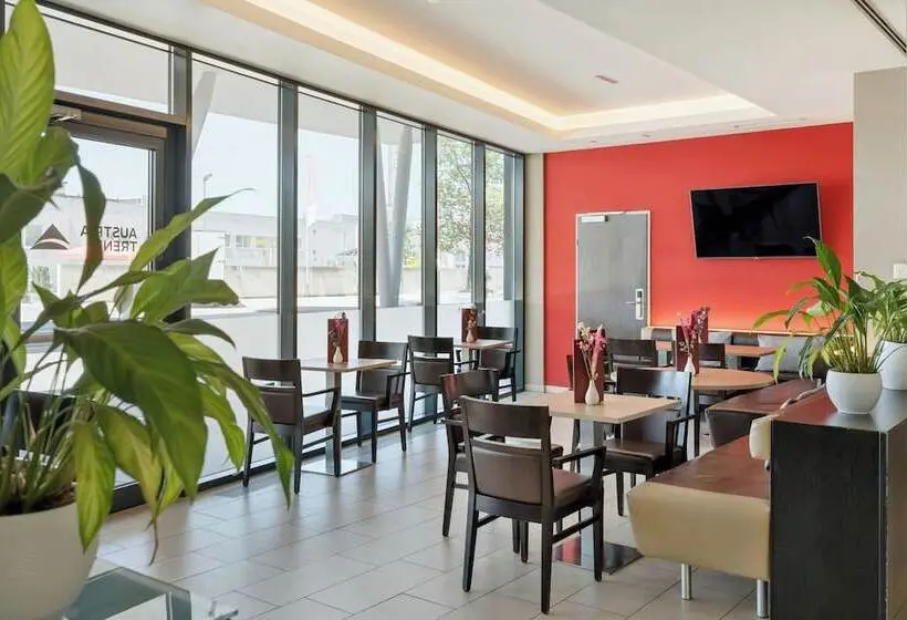 هتل Four Points Flex by Sheraton Salzburg Messe