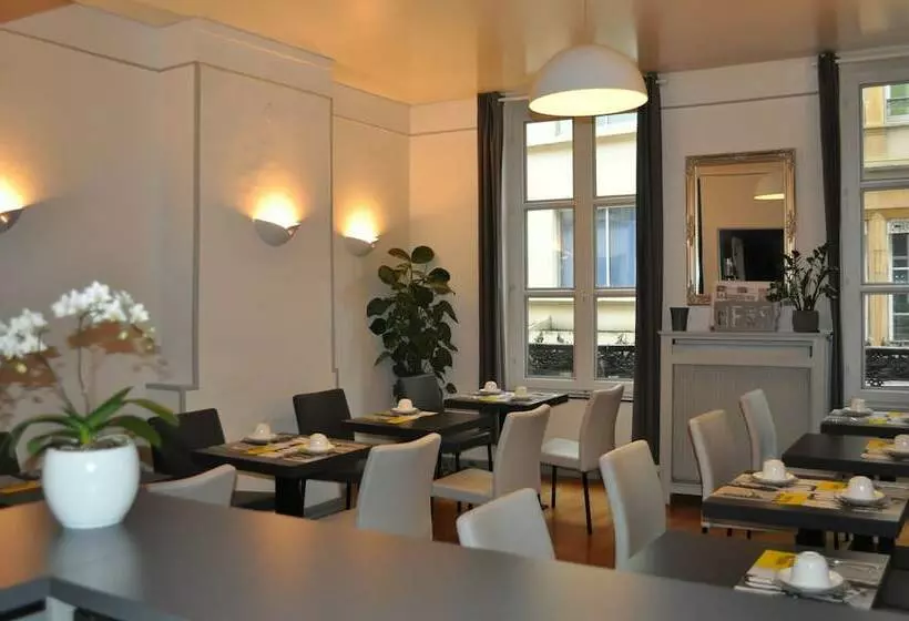 هتل Hôtel Du Centre