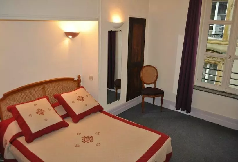 هتل Hôtel Du Centre