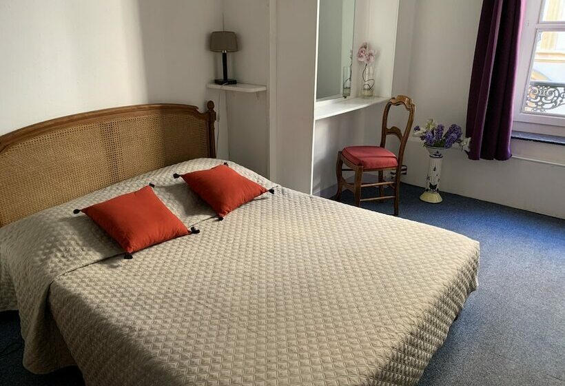 בית מלון כפרי Hôtel Du Centre