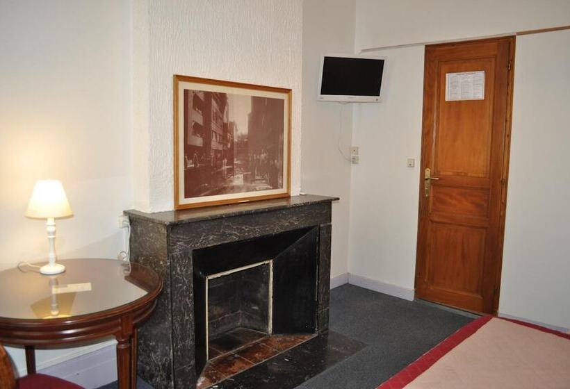 בית מלון כפרי Hôtel Du Centre