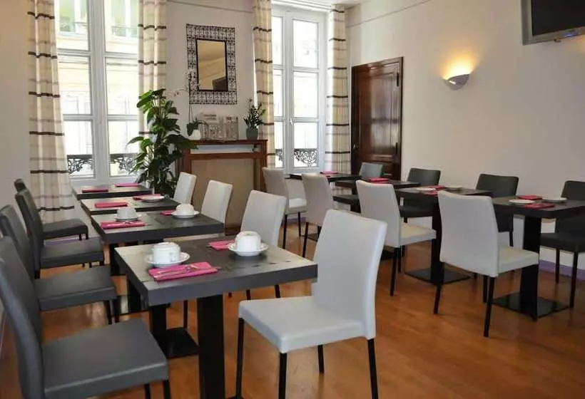 هتل Hôtel Du Centre