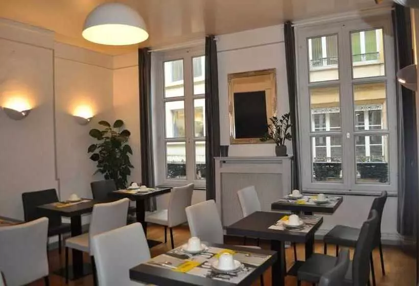 هتل Hôtel Du Centre