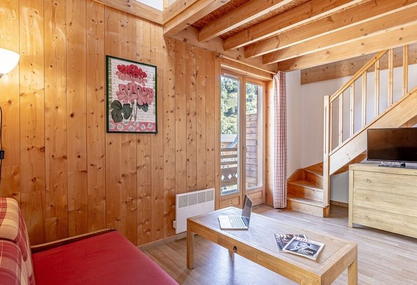 Отель Madame Vacances Residence Les Fermes De Saint Sorlin