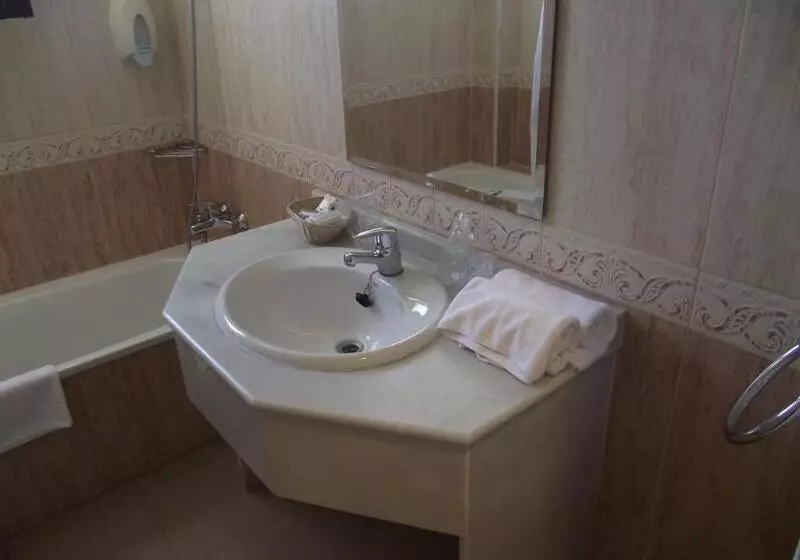 בית מלון כפרי Playasol