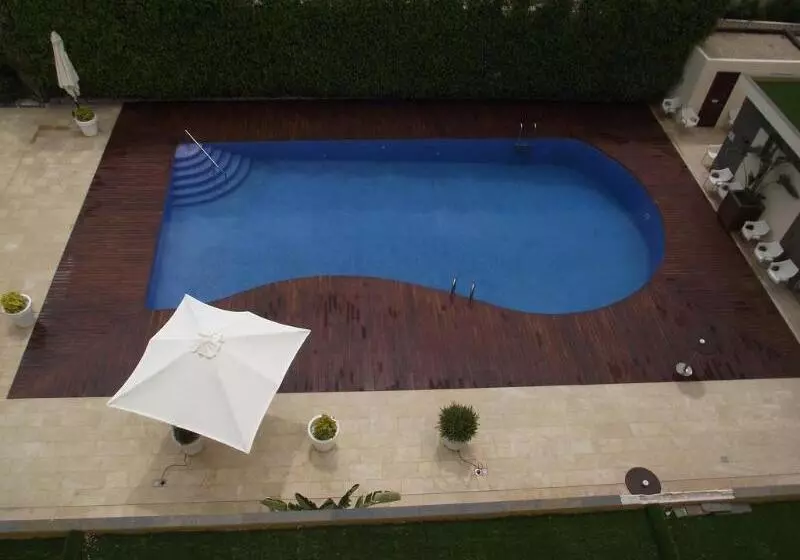 בית מלון כפרי Playasol