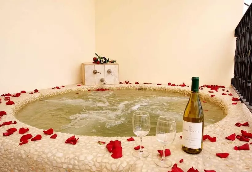 هتل Quinta Las Alondras