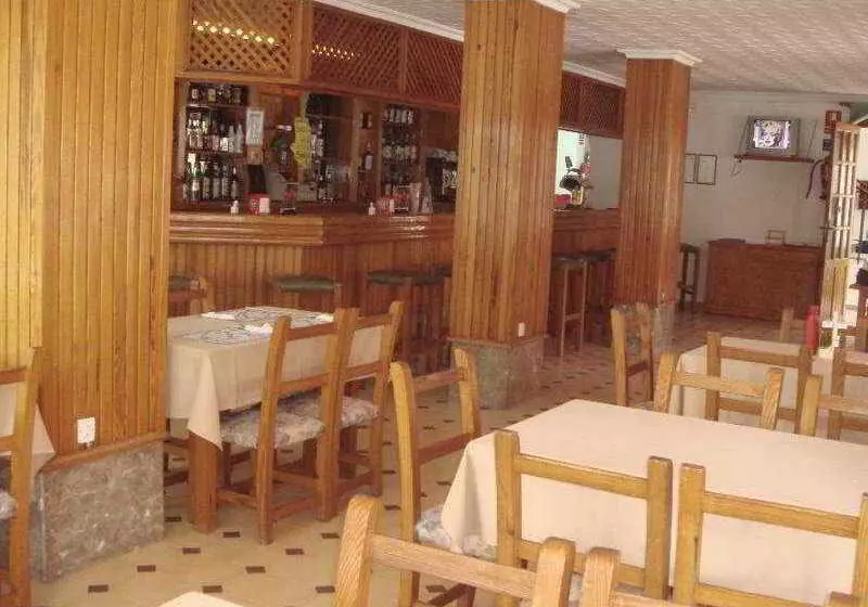 Apartamentos Bahia De San Antonio