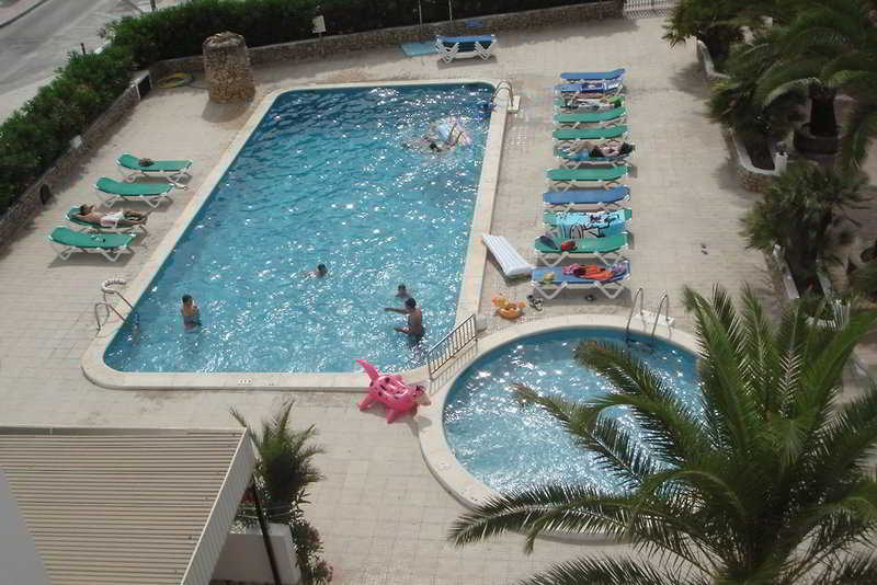 Apartamentos Bahia De San Antonio