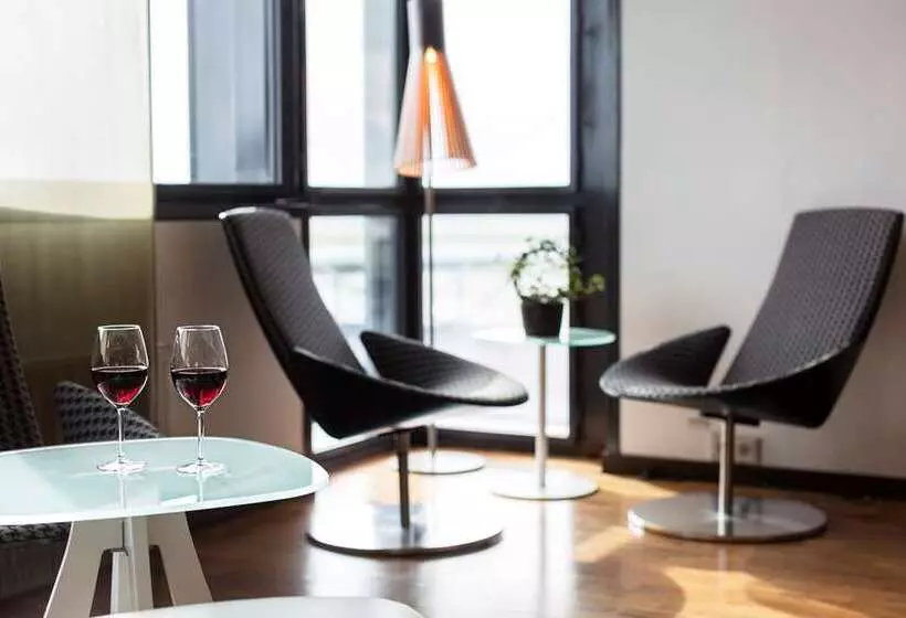 Отель Hilton Helsinki Airport