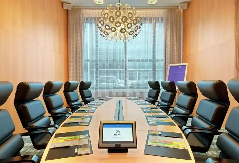 Hotelli Hilton Helsinki Airport