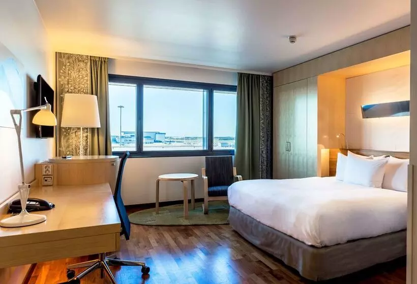 Hotelli Hilton Helsinki Airport