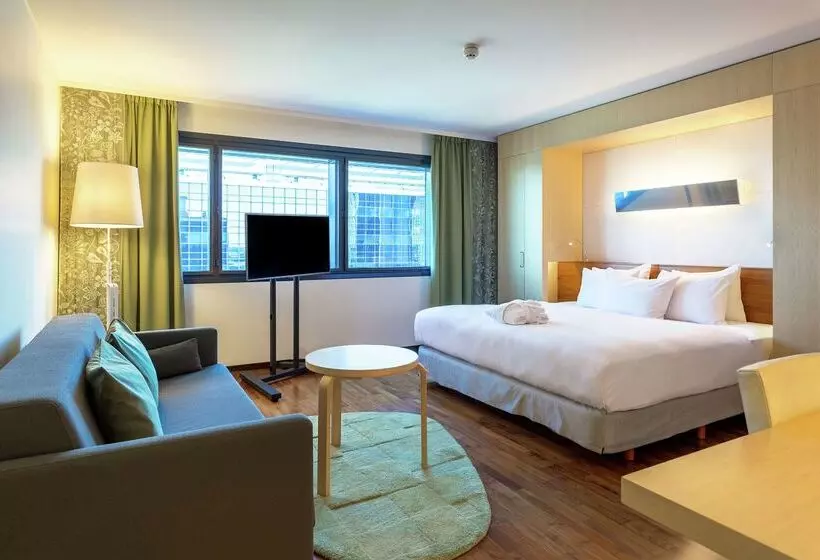 Hotelli Hilton Helsinki Airport
