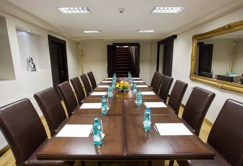 هتل Moxa Bucharest Boutique