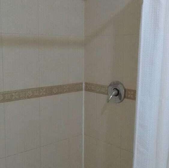 בית מלון כפרי Madero Suites