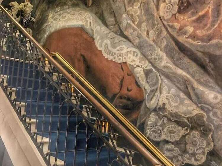 בית מלון כפרי Pozzo Di Borgo