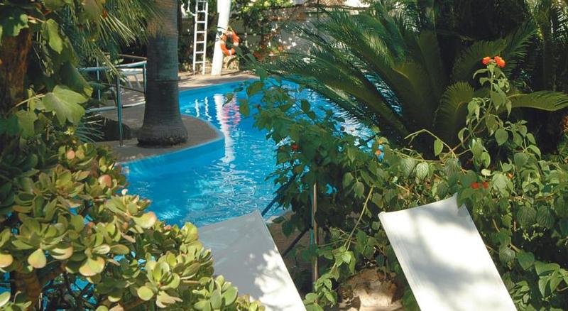 בית מלון כפרי Reginna Palace