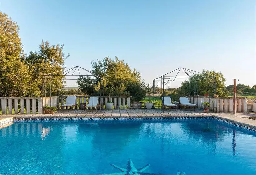 فندق ريفى Finca Es Carbó