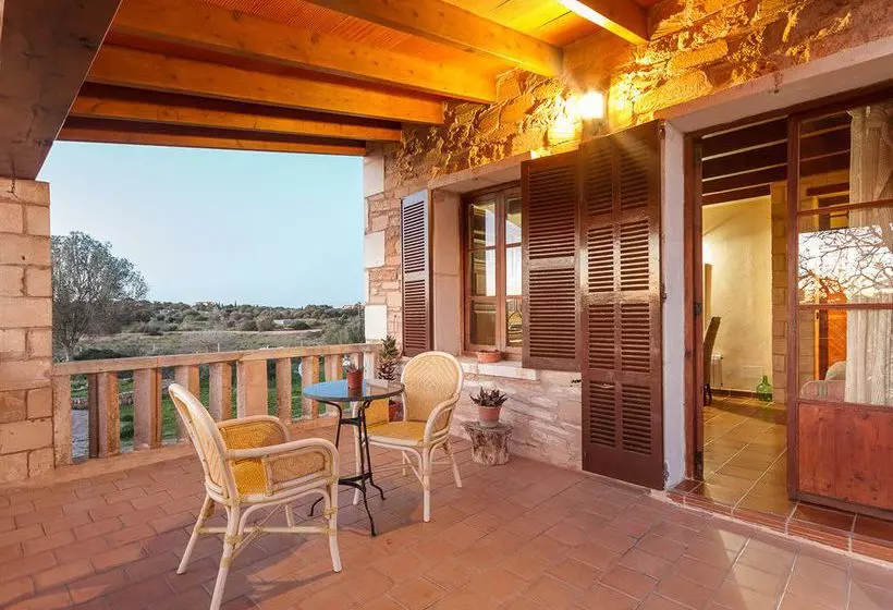 فندق ريفى Finca Es Carbó