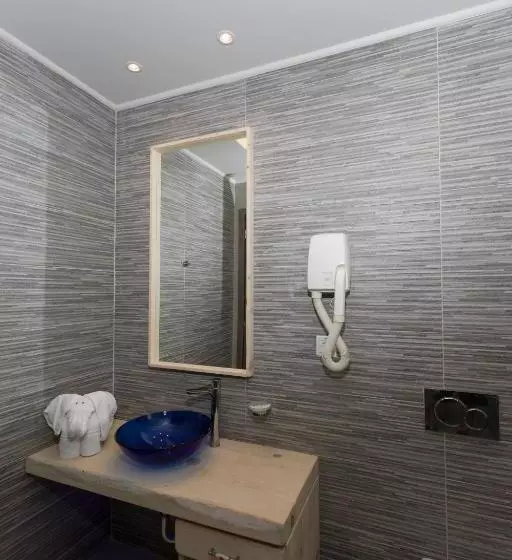 Anthemis Hotel Apartments