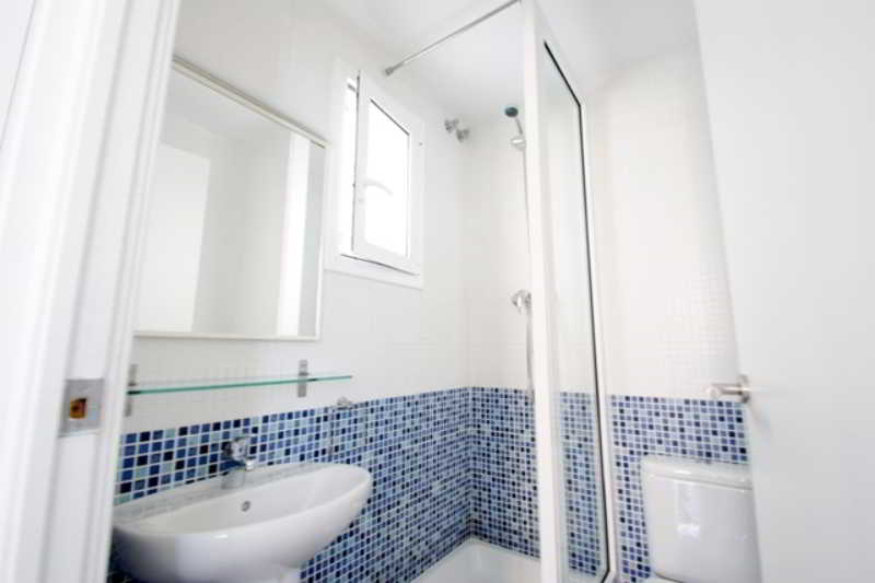 Habitat Apartments Beach Studio