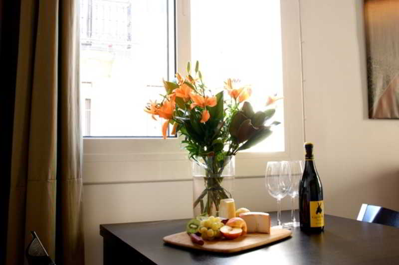 Habitat Apartments Beach Studio