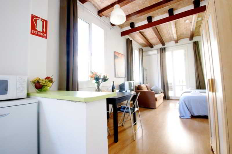 Habitat Apartments Beach Studio