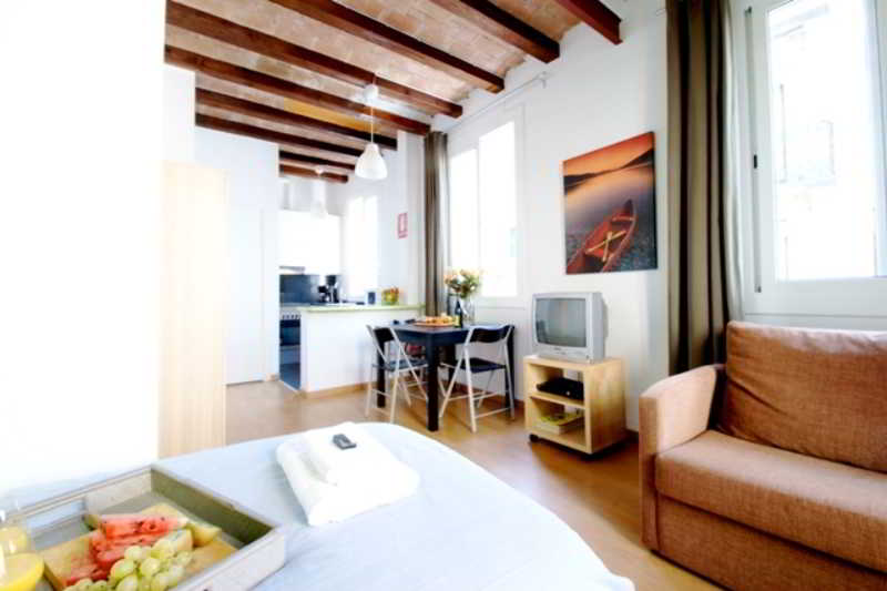 Habitat Apartments Beach Studio