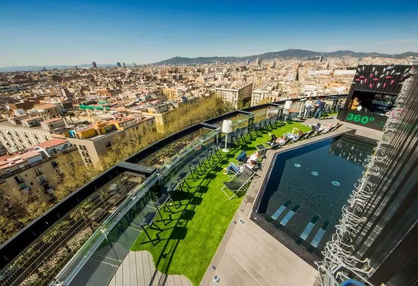 Отель Barcelo Raval