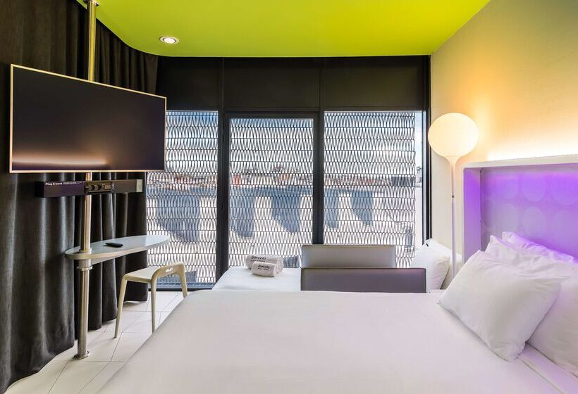 هتل Barcelo Raval