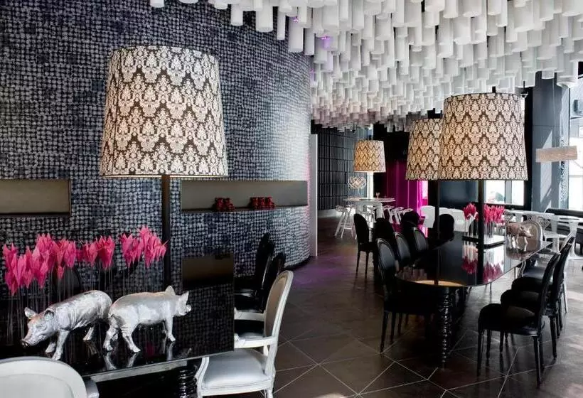 Отель Barcelo Raval