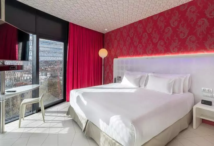 Отель Barcelo Raval