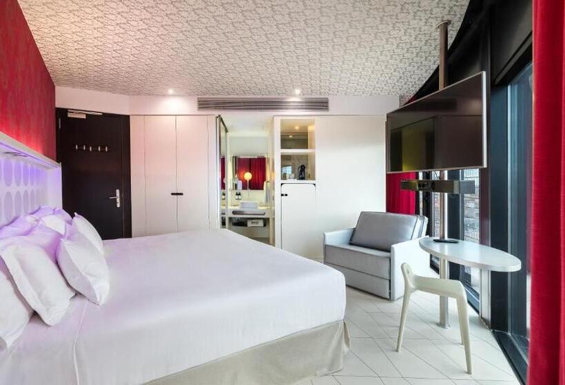 هتل Barcelo Raval