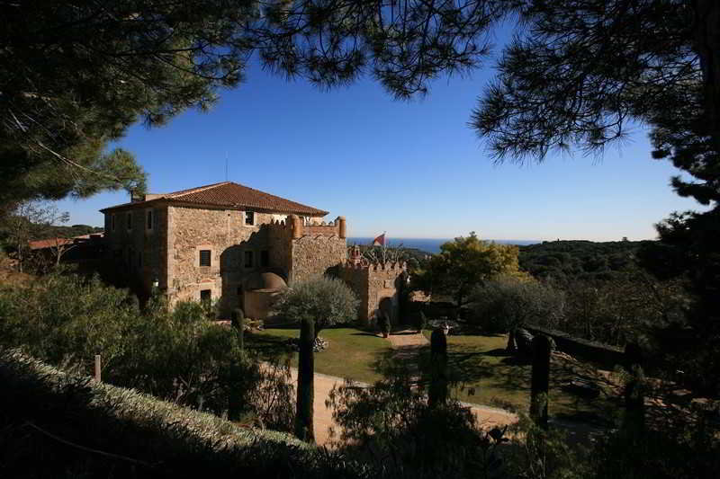 Отель Castell de L'Oliver