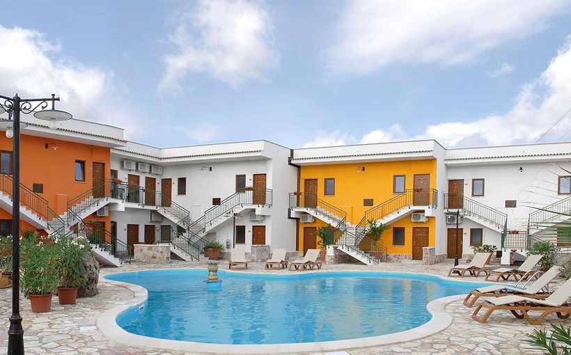 فندق Ciuri Di Badia