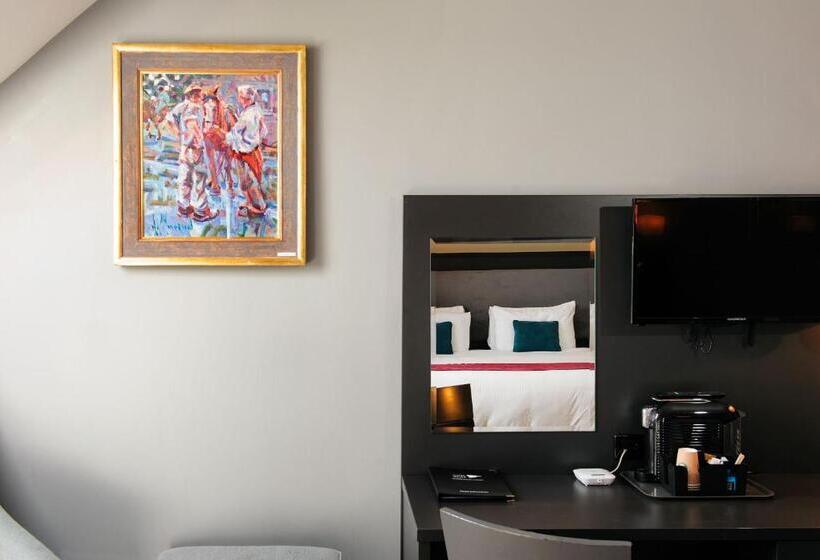 Hotel Cliffs Of Moher