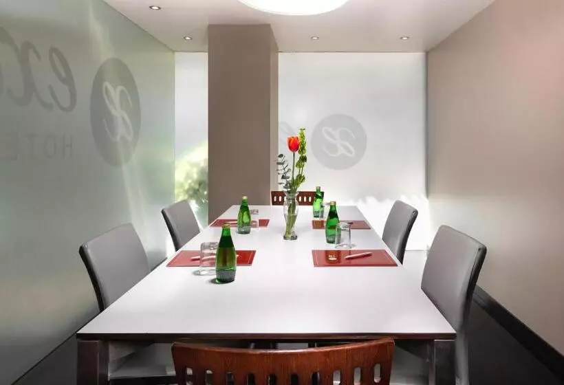 هتل Exe Suites Reforma