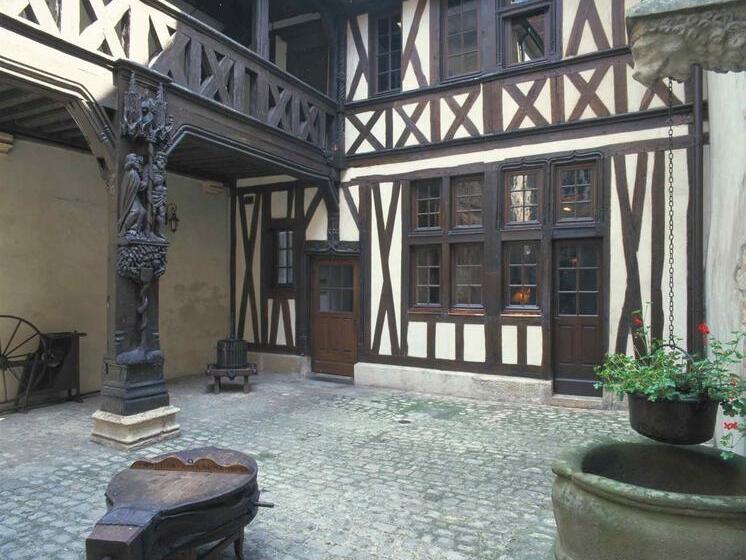 هتل Ibis Dijon Centre Clemenceau