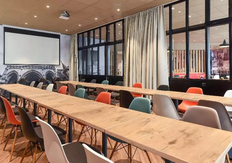 Отель Ibis Dijon Centre Clemenceau