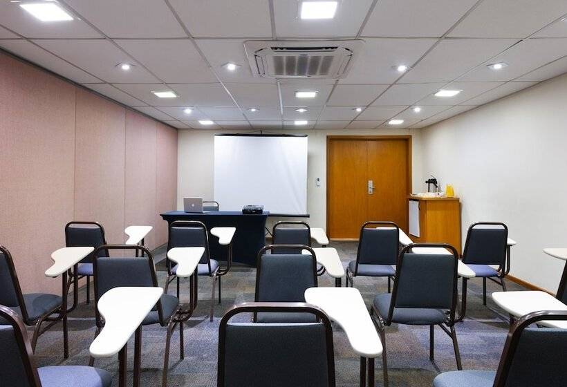 هتل Matiz Barao Geraldo Express