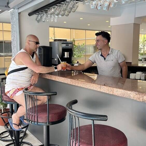 فندق Miss Cleopatra